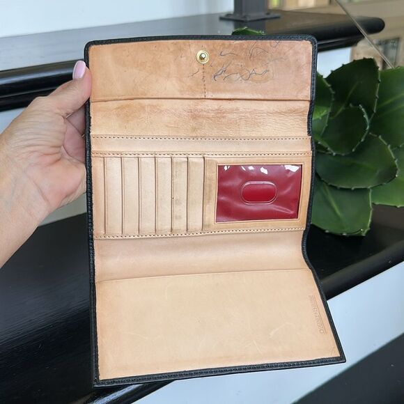 Dooney and Bourke, genuine, leather wallet, clutch handbag purse - Picture 4 of 7